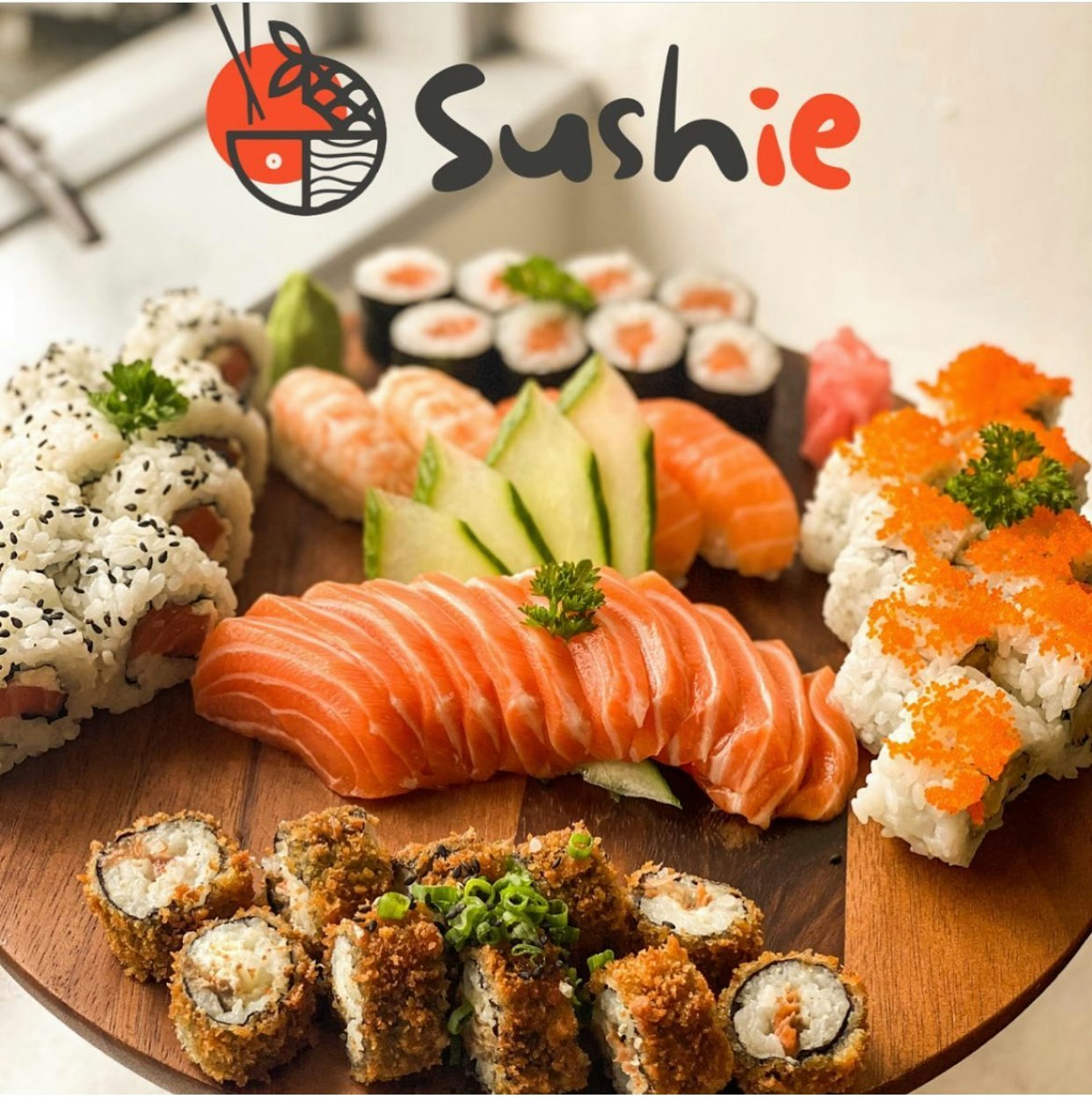 Combo Sushie - 50 pieces