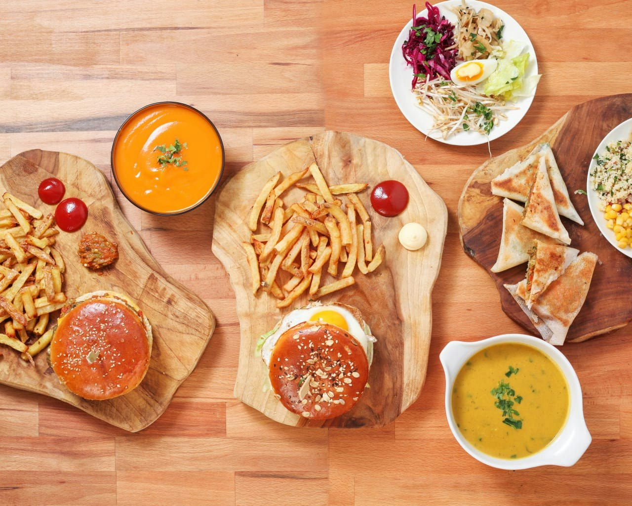 Burger gourmet et frites maison