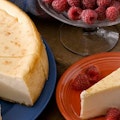 Plain Cheesecake with Fruit Topping