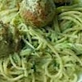 Spaghetti Pesto & Meatballs