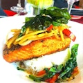 Spicy Garlic & Basil Salmon