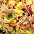 Beef & Lime (Nuae Ma-now)