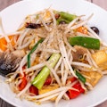 Bean Sprouts with Mushrooms