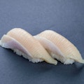 Yellowtail Sushi (2 Pcs)