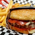 Pizza Cheeseburger