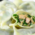 Sisters' Pork Dumplings with Shrimp Flavor 姐妹俩三鲜水饺
