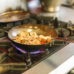 Pasta dishes freshly prepared to order. Allows chefs to adapt for dietary needs