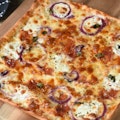 Speck White Pie